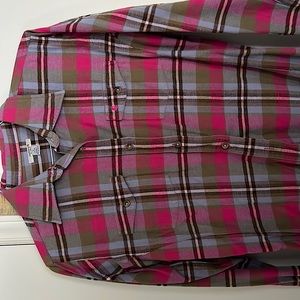 Women’s Carhartt Flannel Shirt